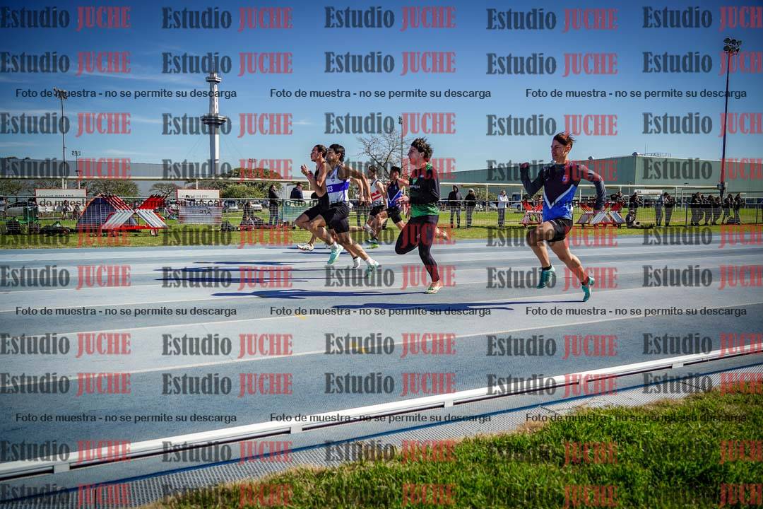 Fotos de los 100 m llanos de varones