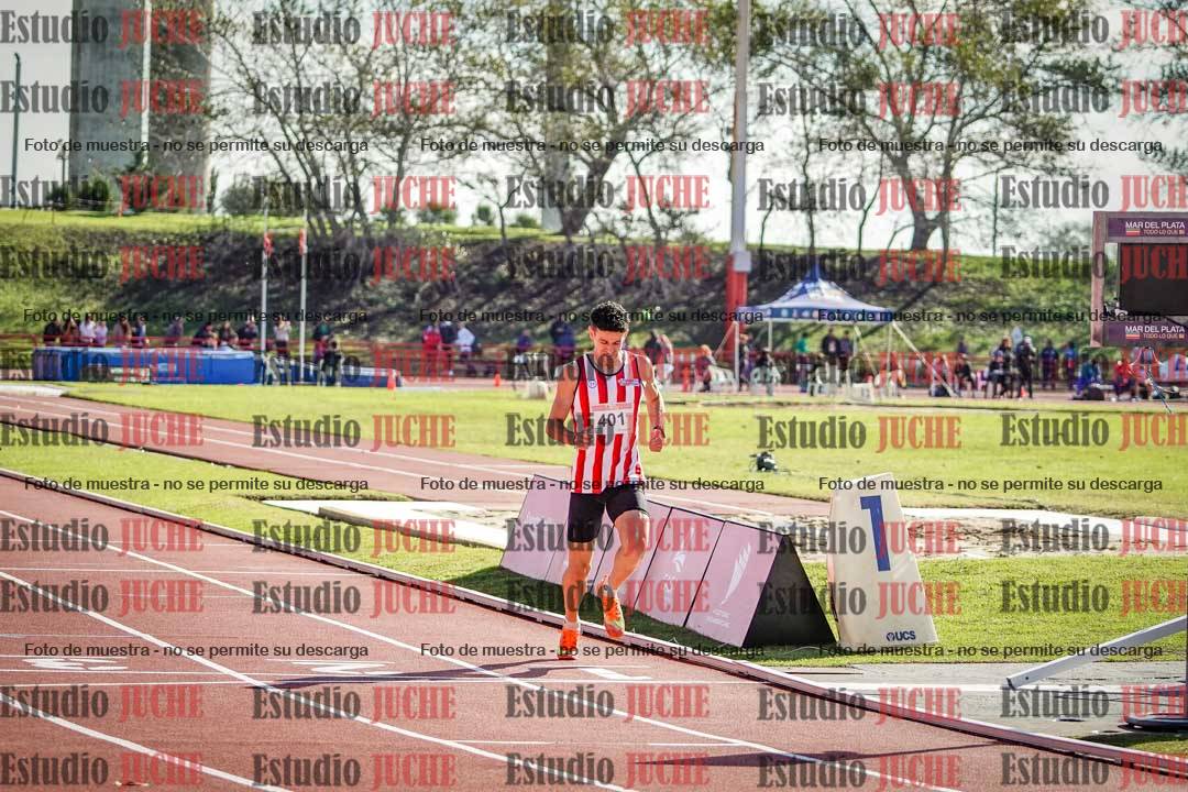 Fotos de los 800 m llanos de varones