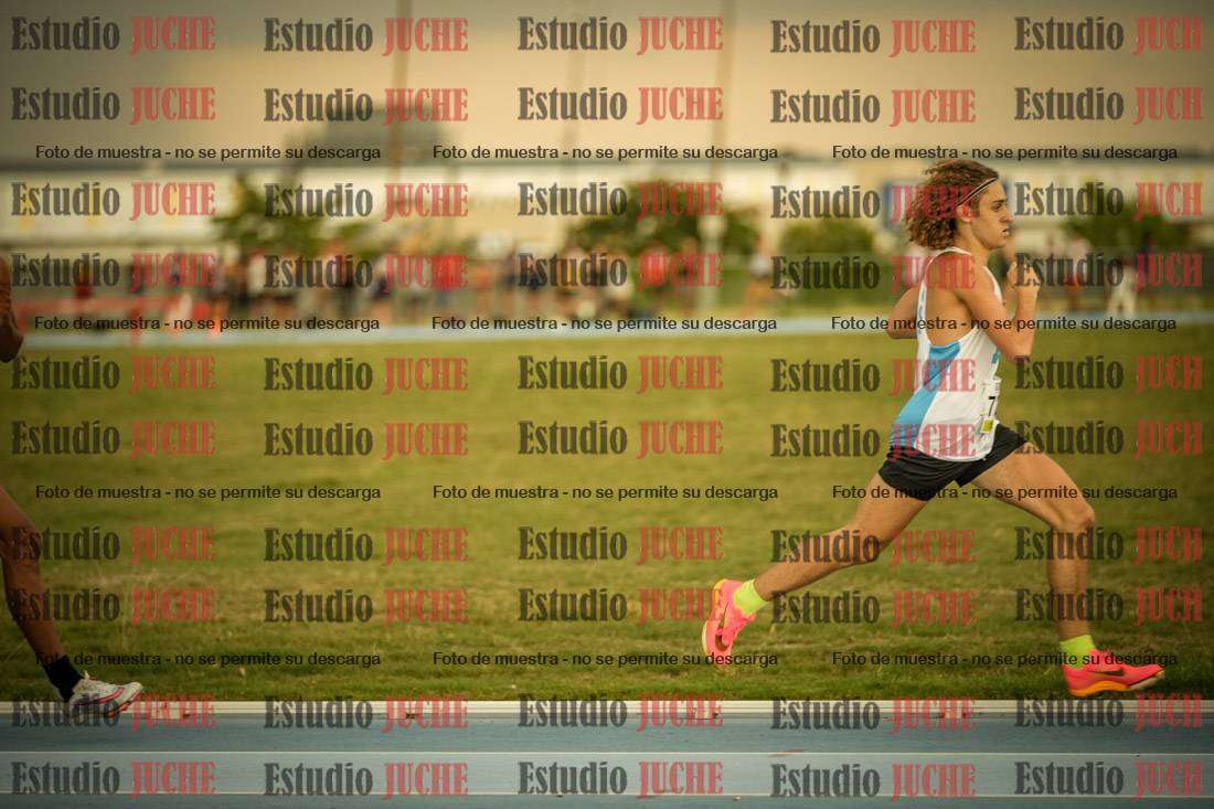 Fotos de los 1000 m llanos de varones