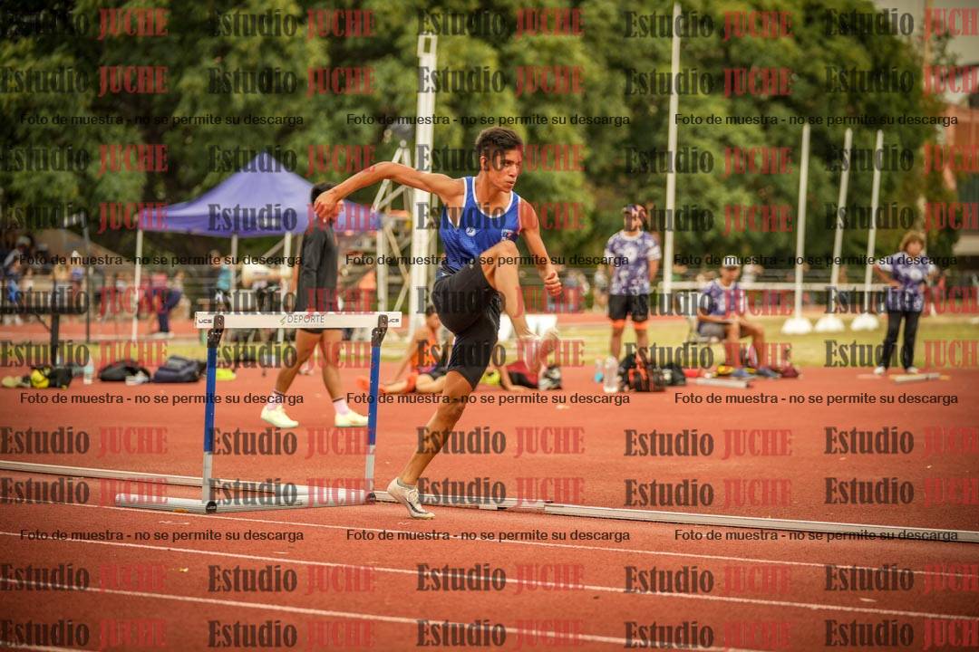 Fotos de los 400 m con vallas de varones