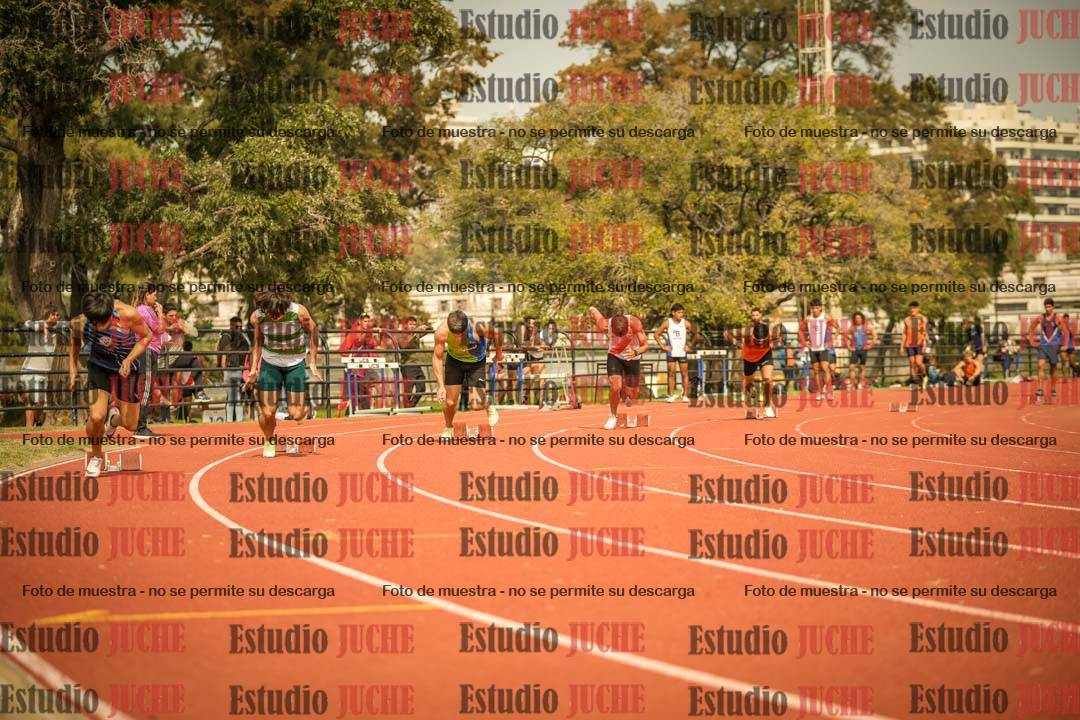 Fotos de los 200 m llanos de varones