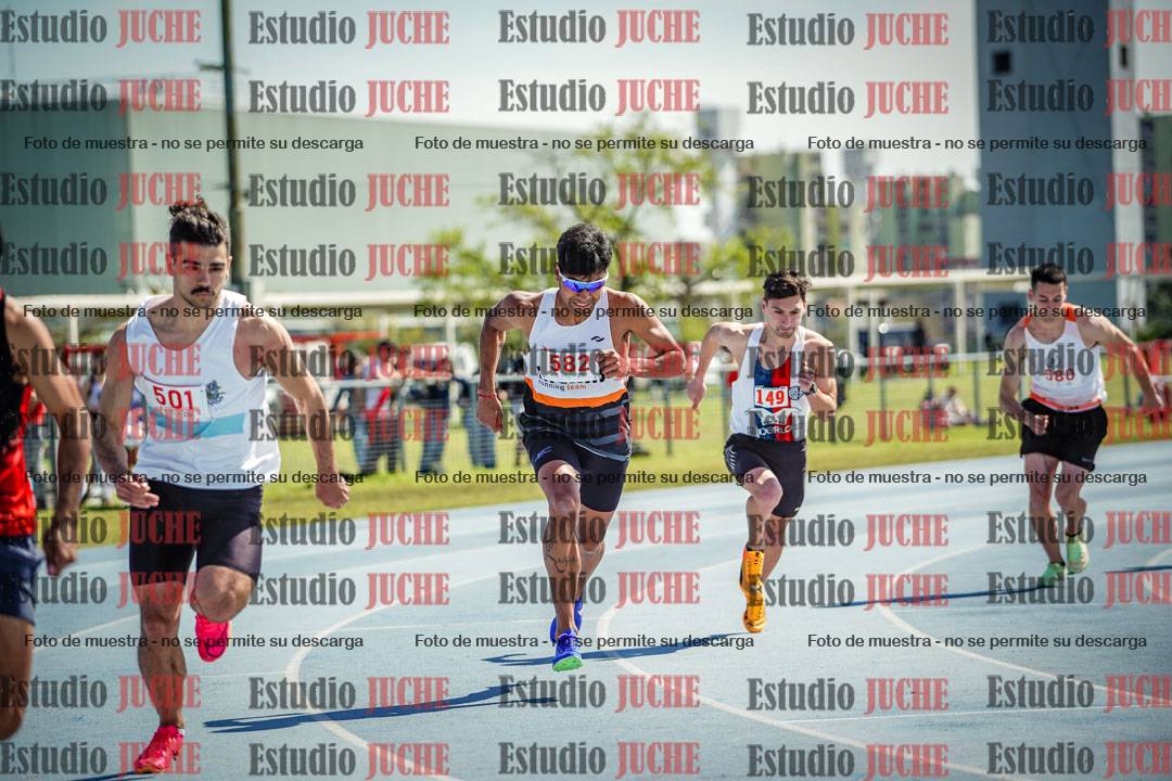 Fotos de los 800 m llanos de varones