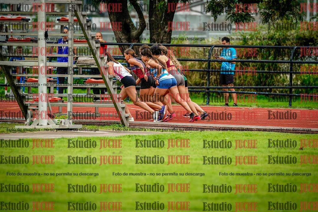 Fotos de los 600 m llanos de mujeres - hexatlón 6
