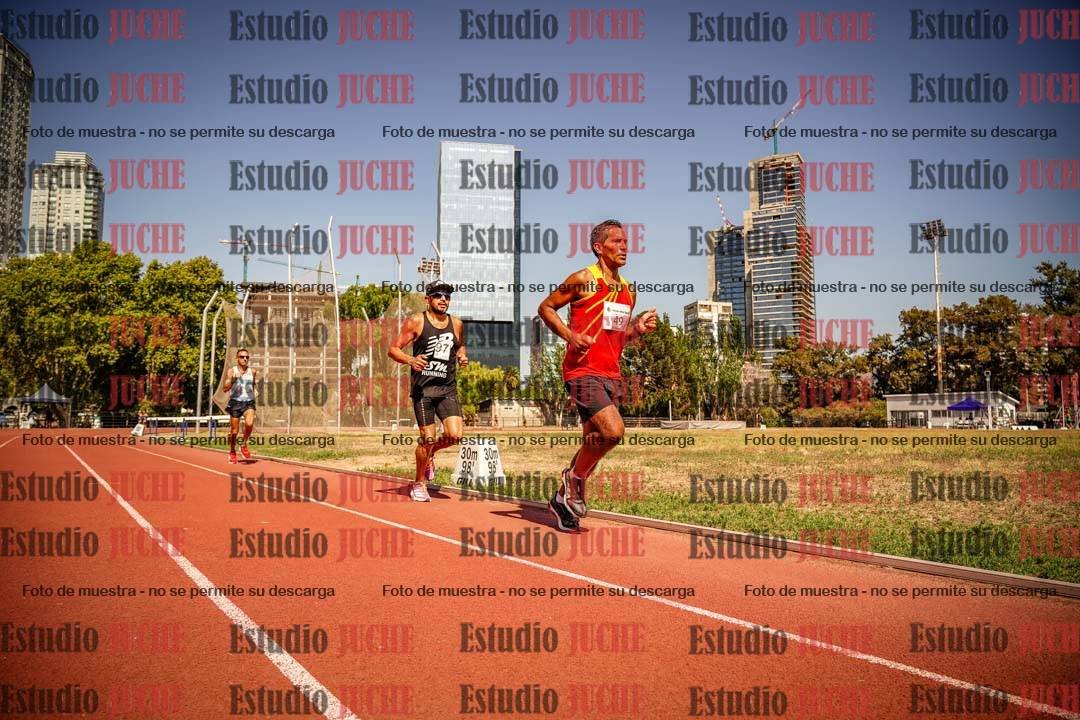 Fotos de los 3000 m llanos de varones