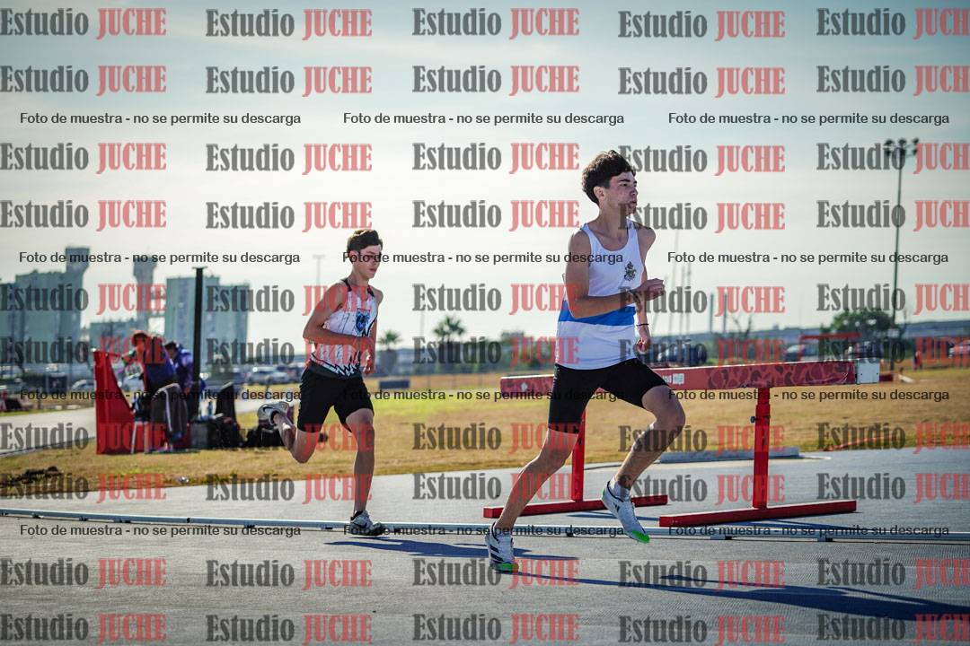 Fotos de los 400 m llanos de varones