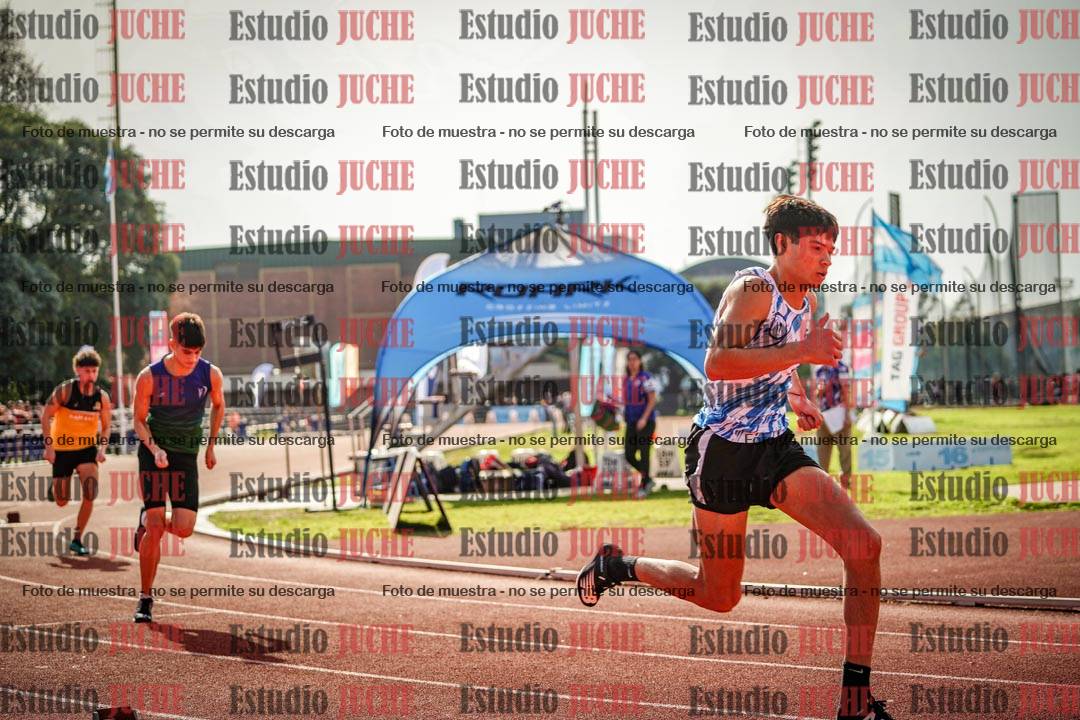 Fotos de los 400 m llanos de varones