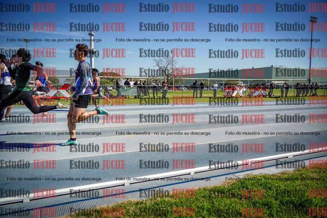 Fotos de los 100 m llanos de varones