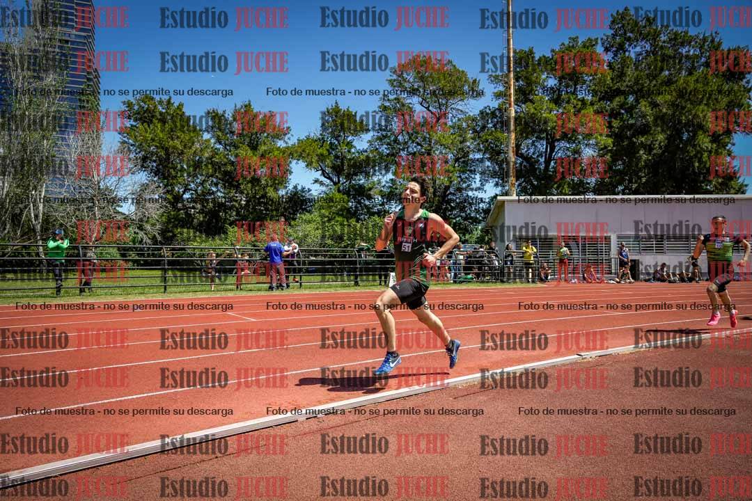 Fotos de los 800 m llanos de varones