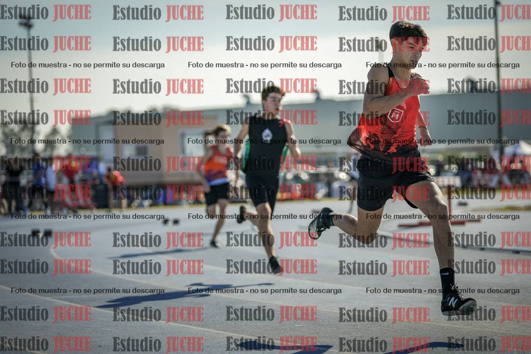 Fotos de los 400 m llanos de varones