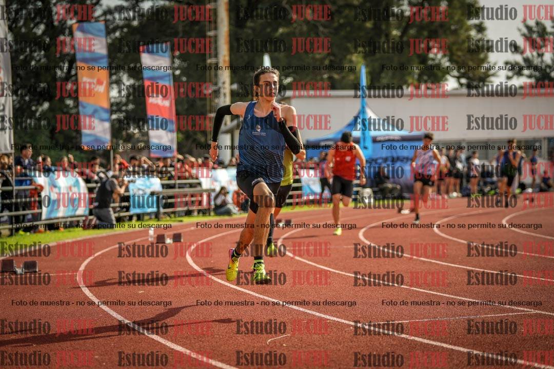 Fotos de los 400 m llanos de varones