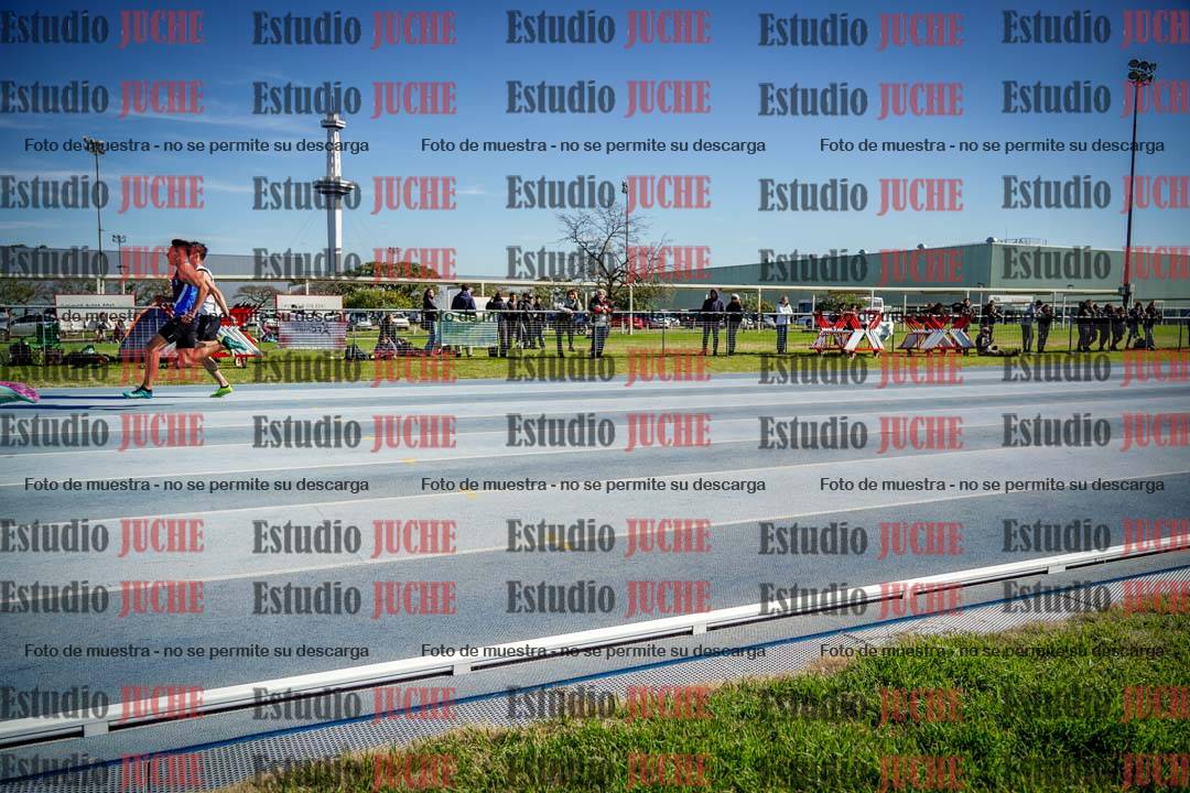 Fotos de los 100 m llanos de varones
