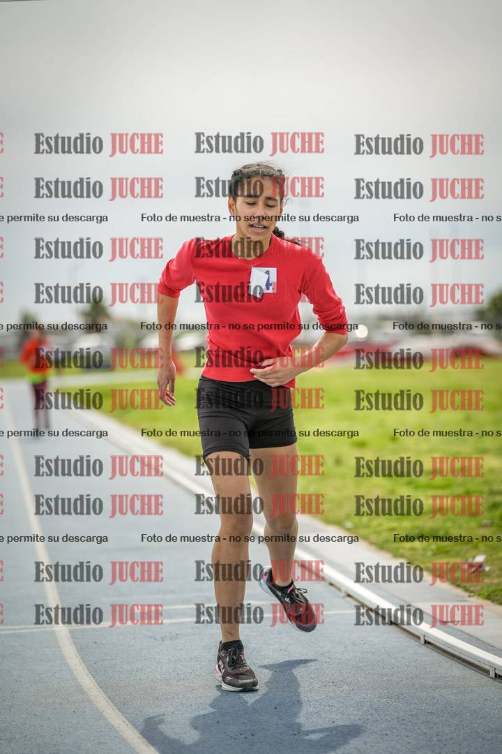 Fotos de los 800 m llanos de mujeres - U14