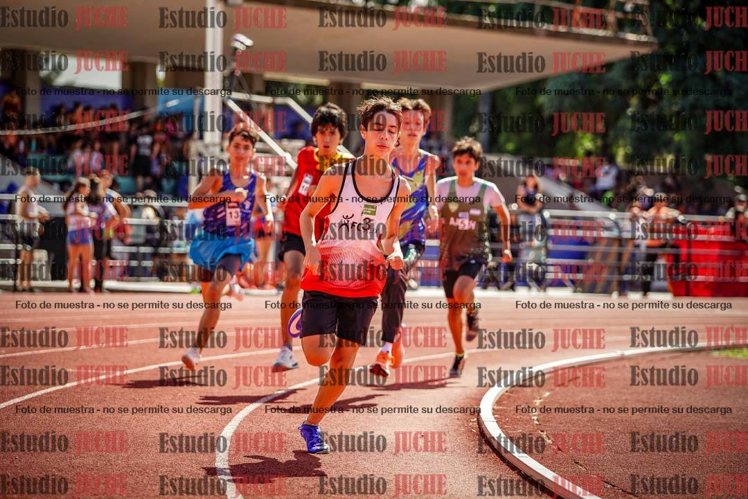 Fotos de los 600 m llanos de varones