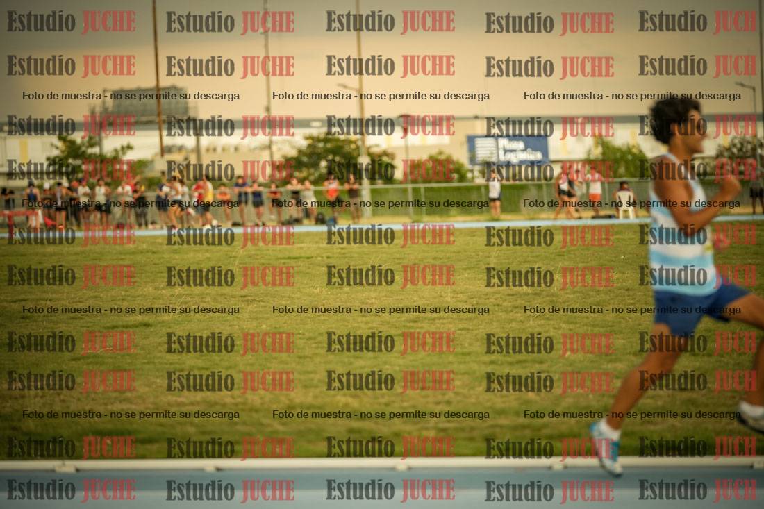 Fotos de los 1000 m llanos de varones