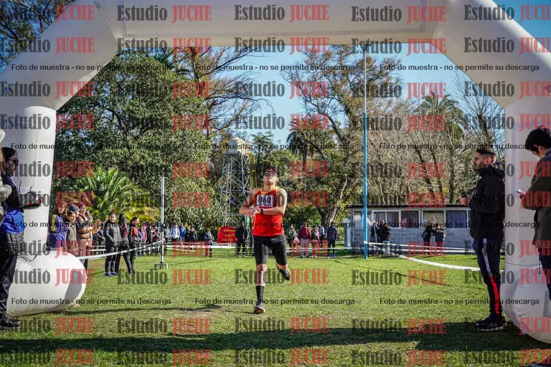 Fotos de la llegada del cross de 3000 m