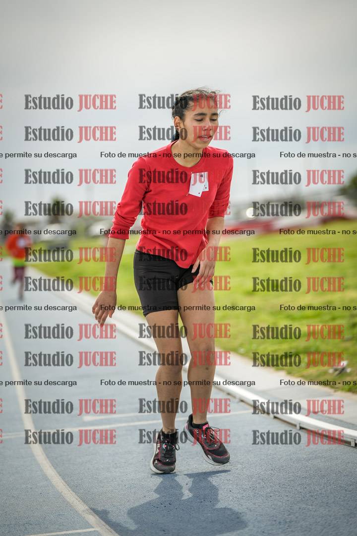 Fotos de los 800 m llanos de mujeres - U14