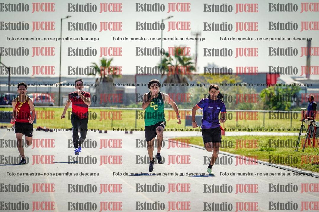 Fotos de los 100 m llanos de varones