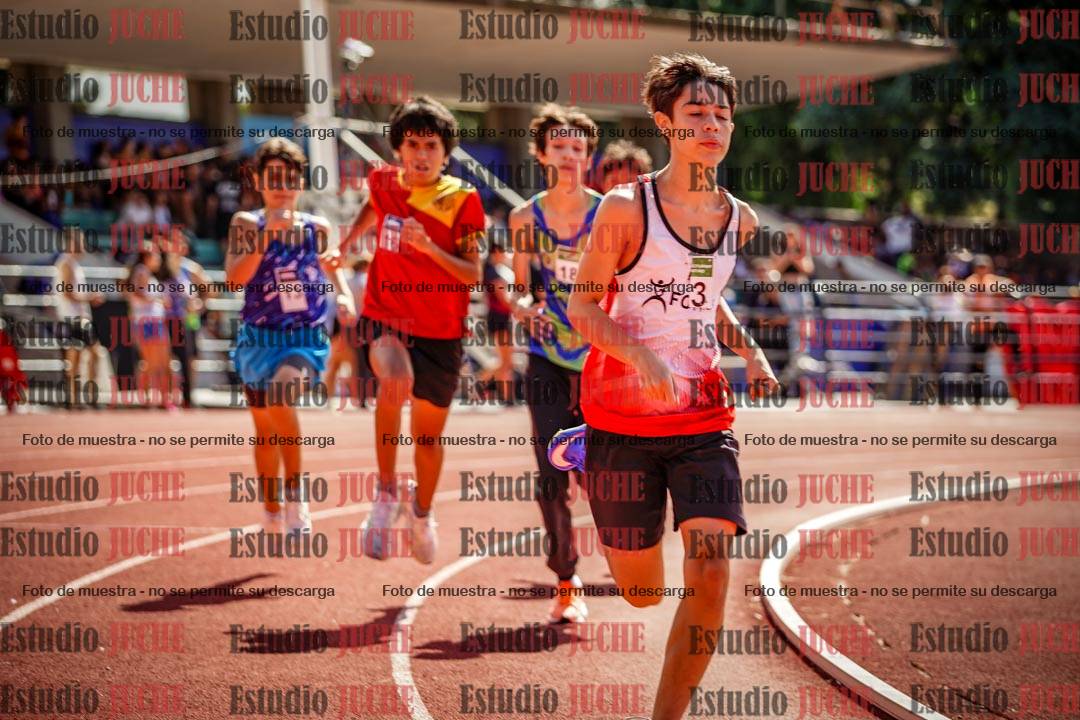 Fotos de los 600 m llanos de varones