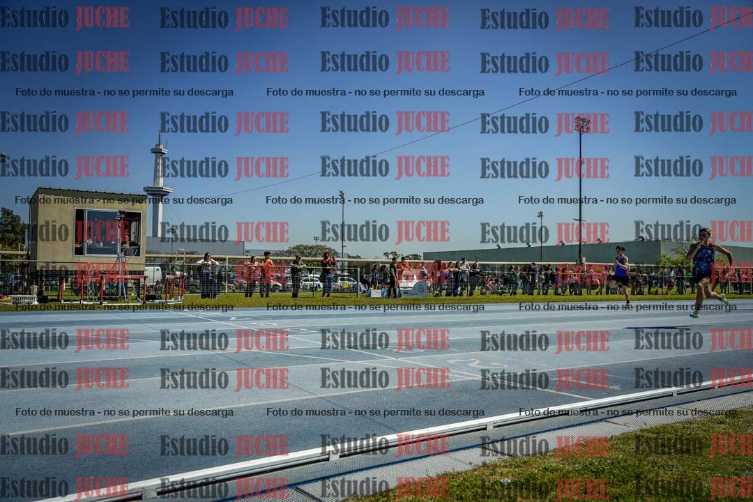 Fotos de los 100 m llanos de varones