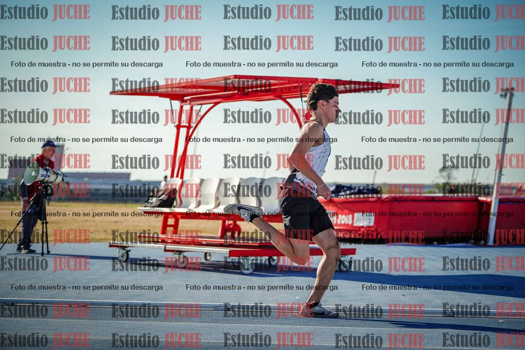 Fotos de los 400 m llanos de varones