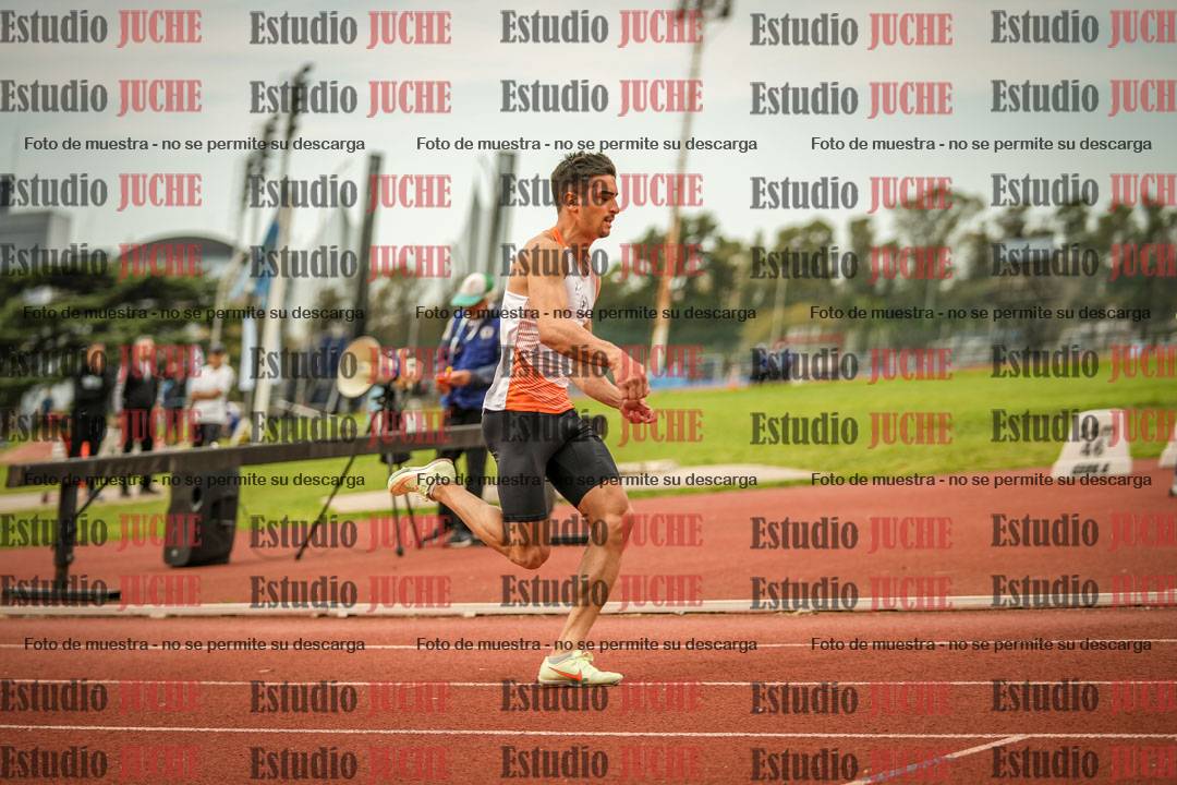 Fotos de los 400 m llanos de varones