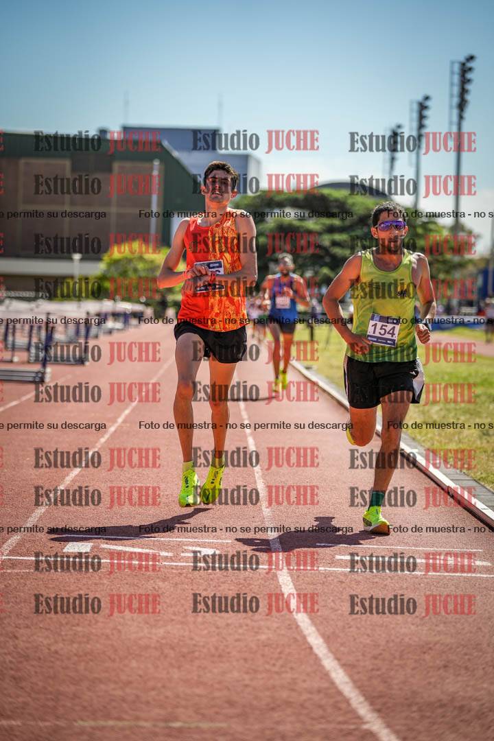 Fotos de los 10.000 m de mujeres y varones - serie 2