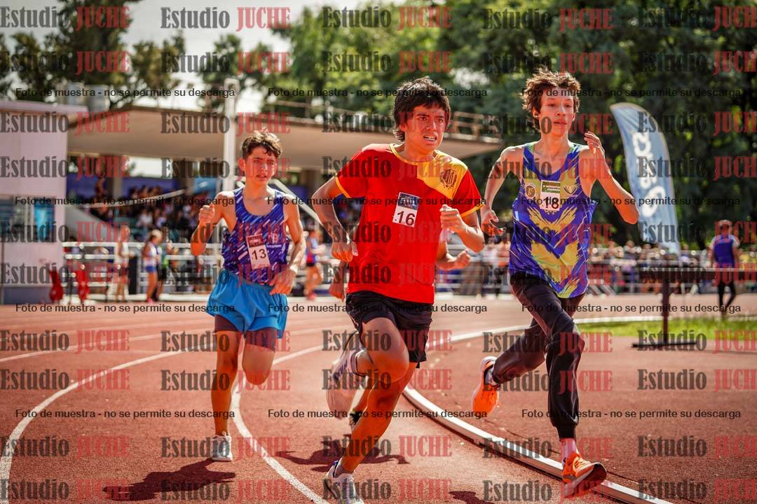 Fotos de los 600 m llanos de varones