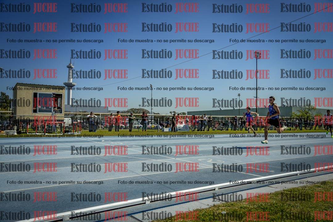 Fotos de los 100 m llanos de varones