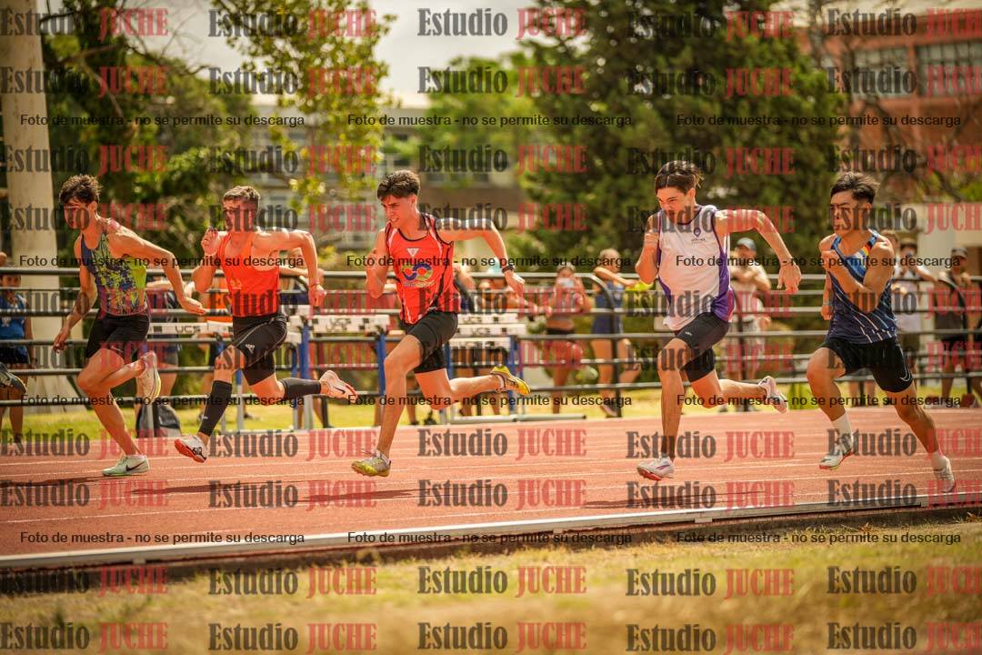 Fotos de los 100 m llanos de varones