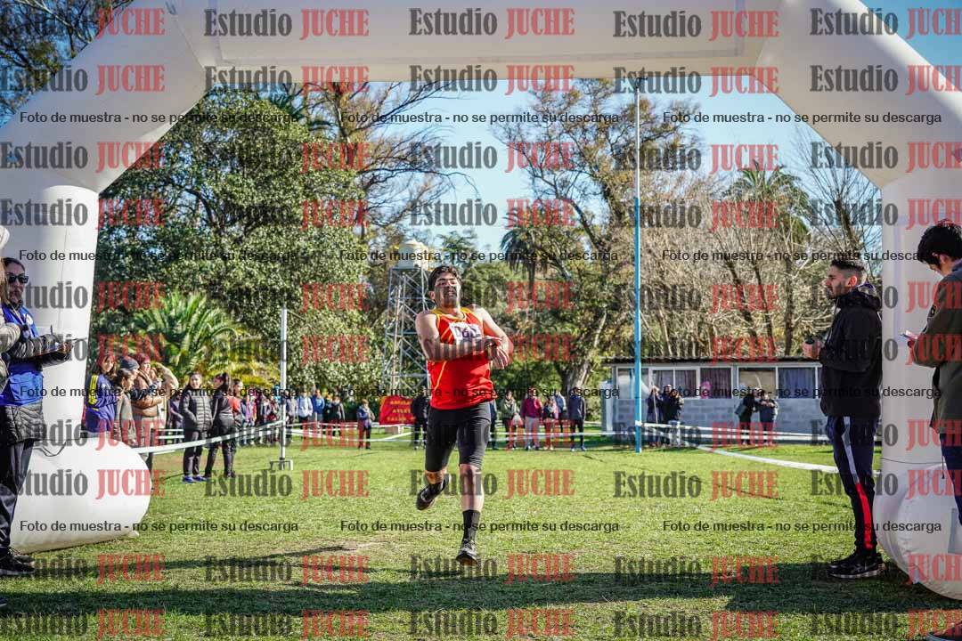Fotos de la llegada del cross de 3000 m