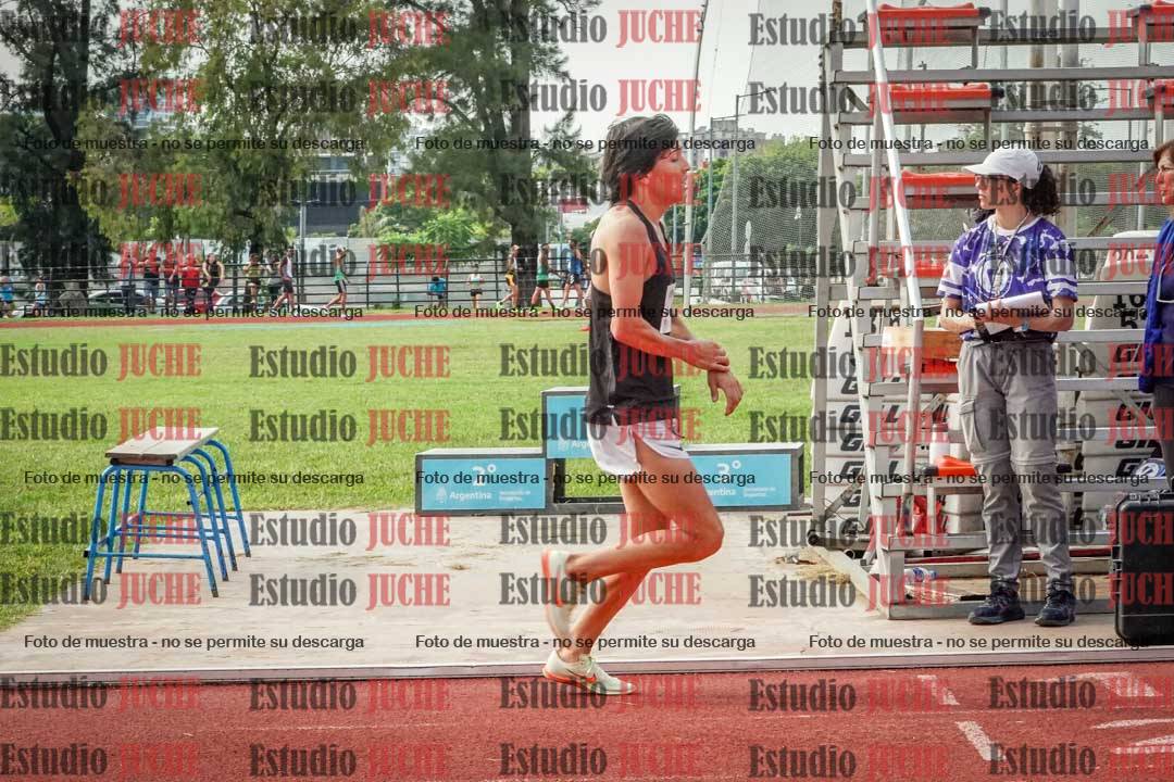 Fotos de los 3000 m llanos de varones
