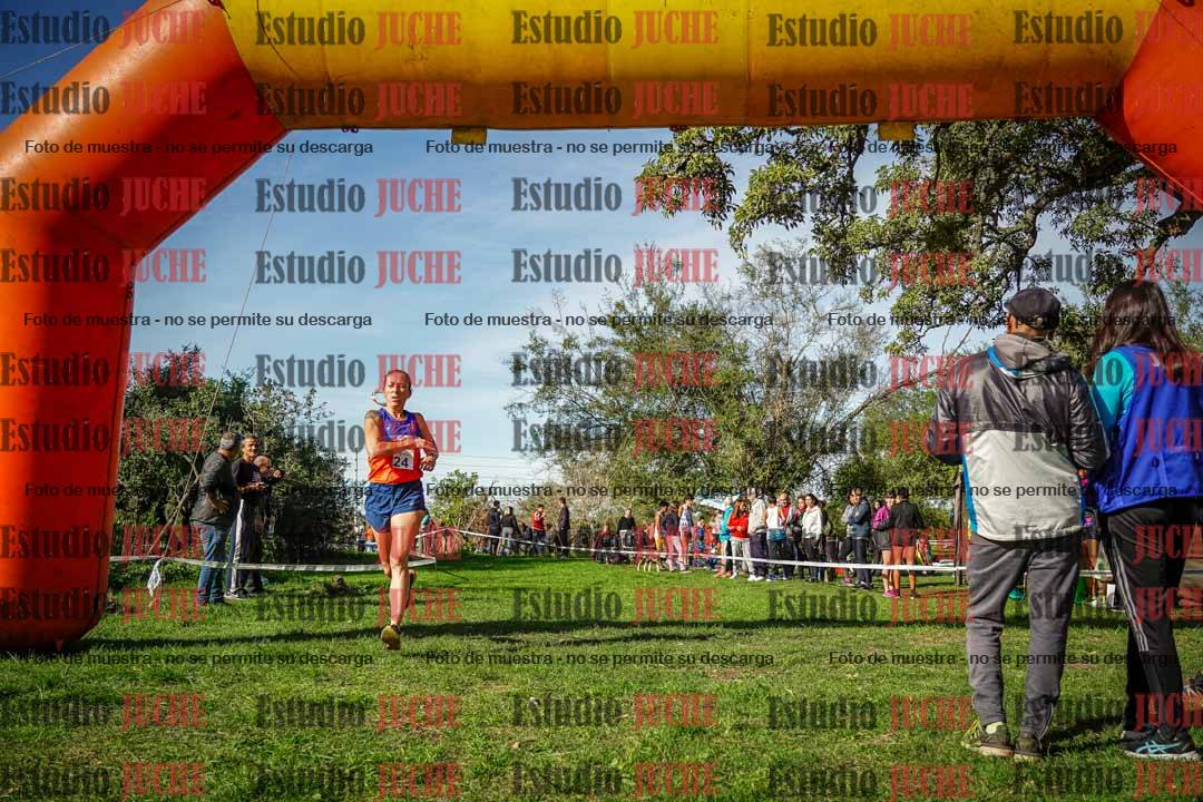 Fotos de la llegada del cross de 6000 m