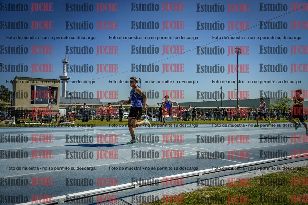 Fotos de los 100 m llanos de varones