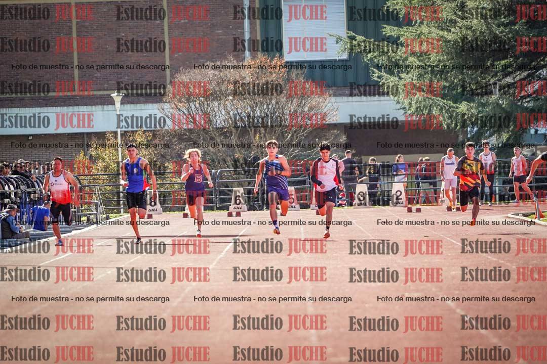 Fotos de los 100 m llanos de varones