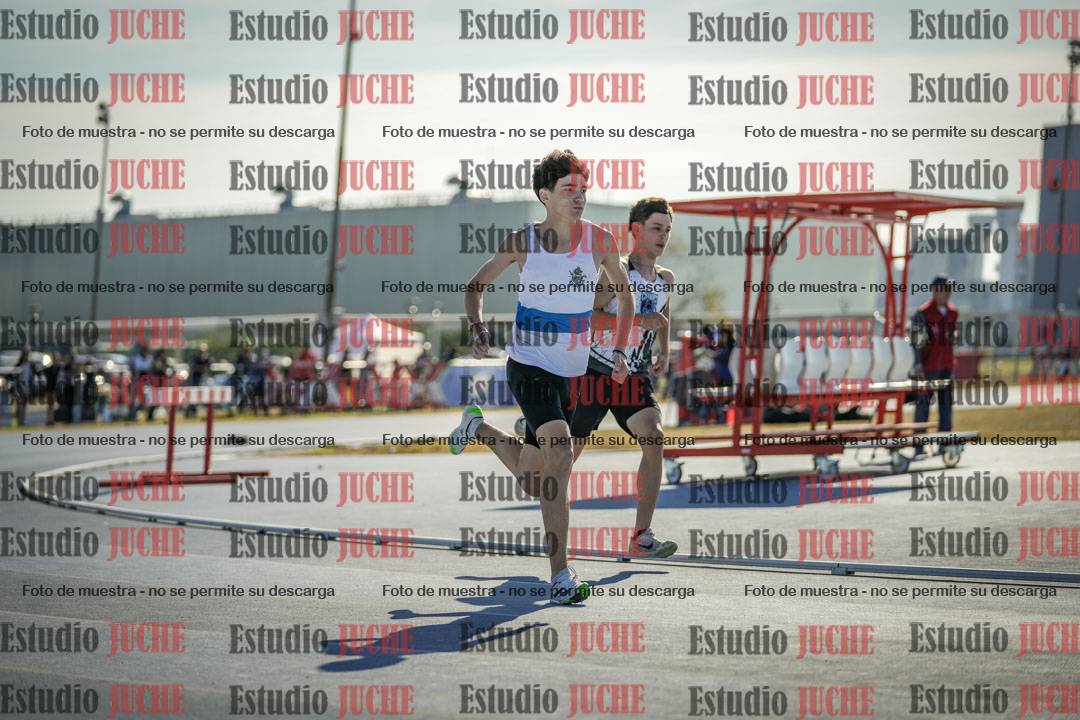Fotos de los 400 m llanos de varones
