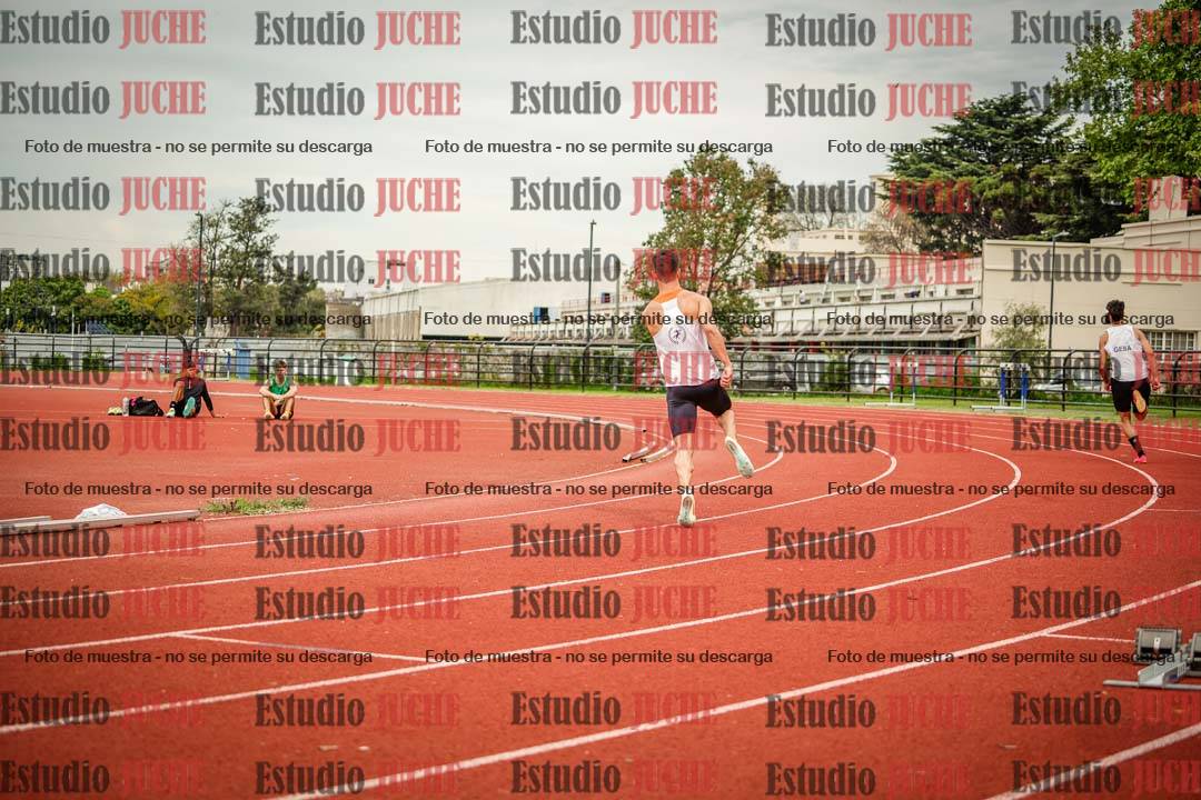 Fotos de los 400 m llanos de varones