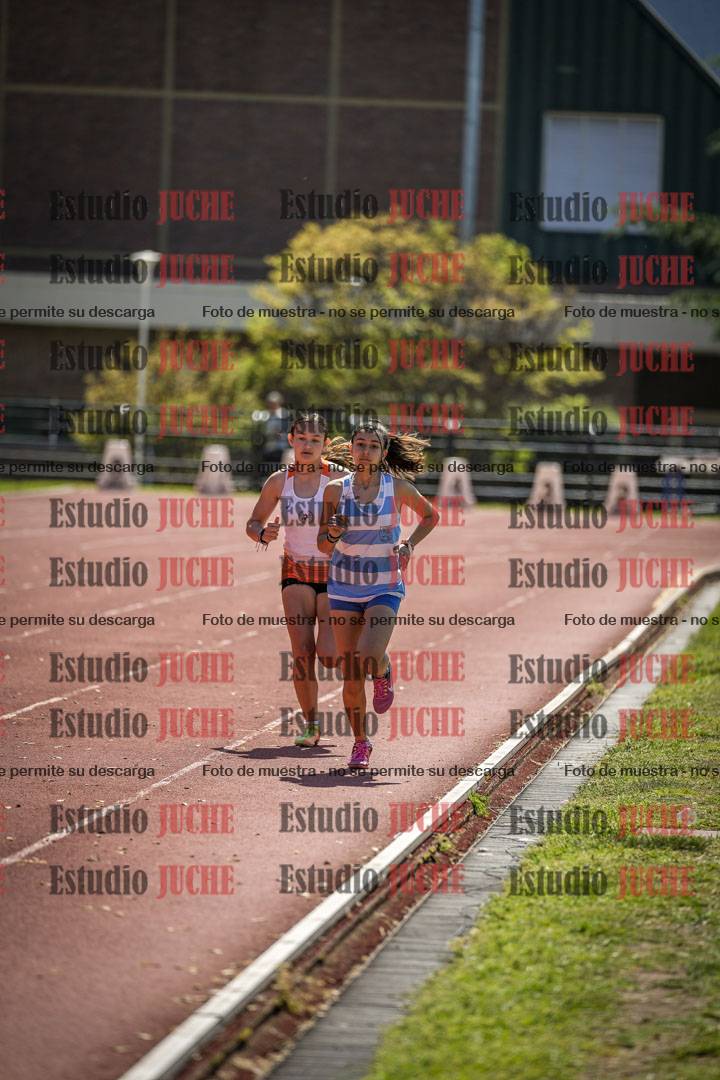 Fotos de los 600 m llanos de mujeres - hexatlón