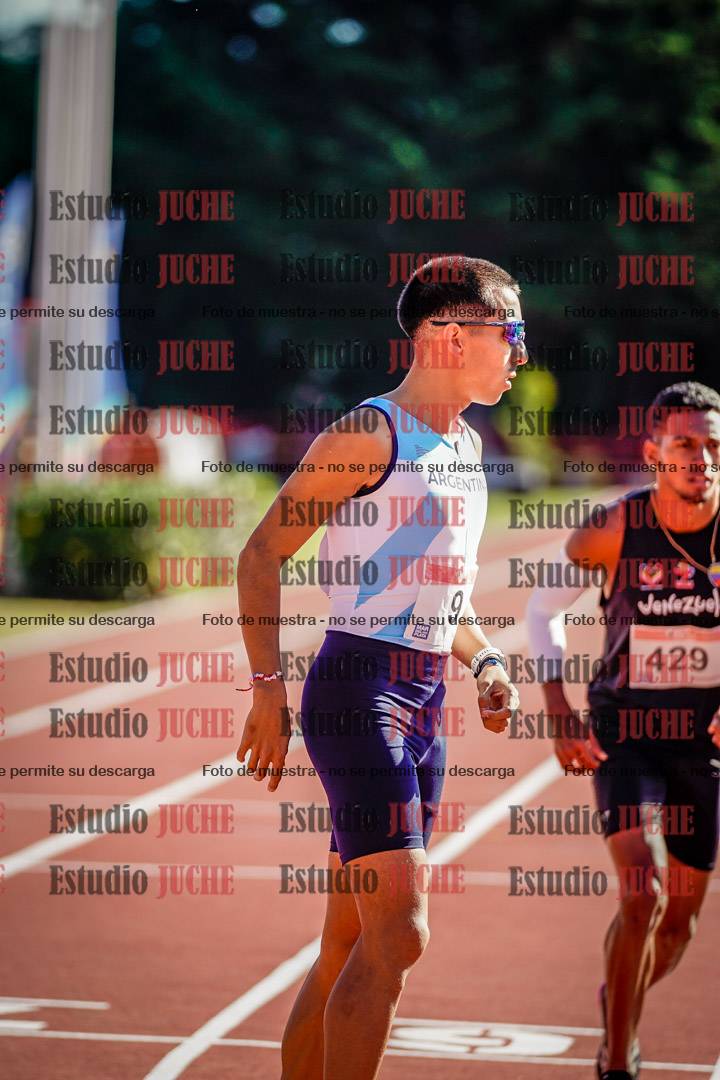 Fotos de los 800 m llanos de varones