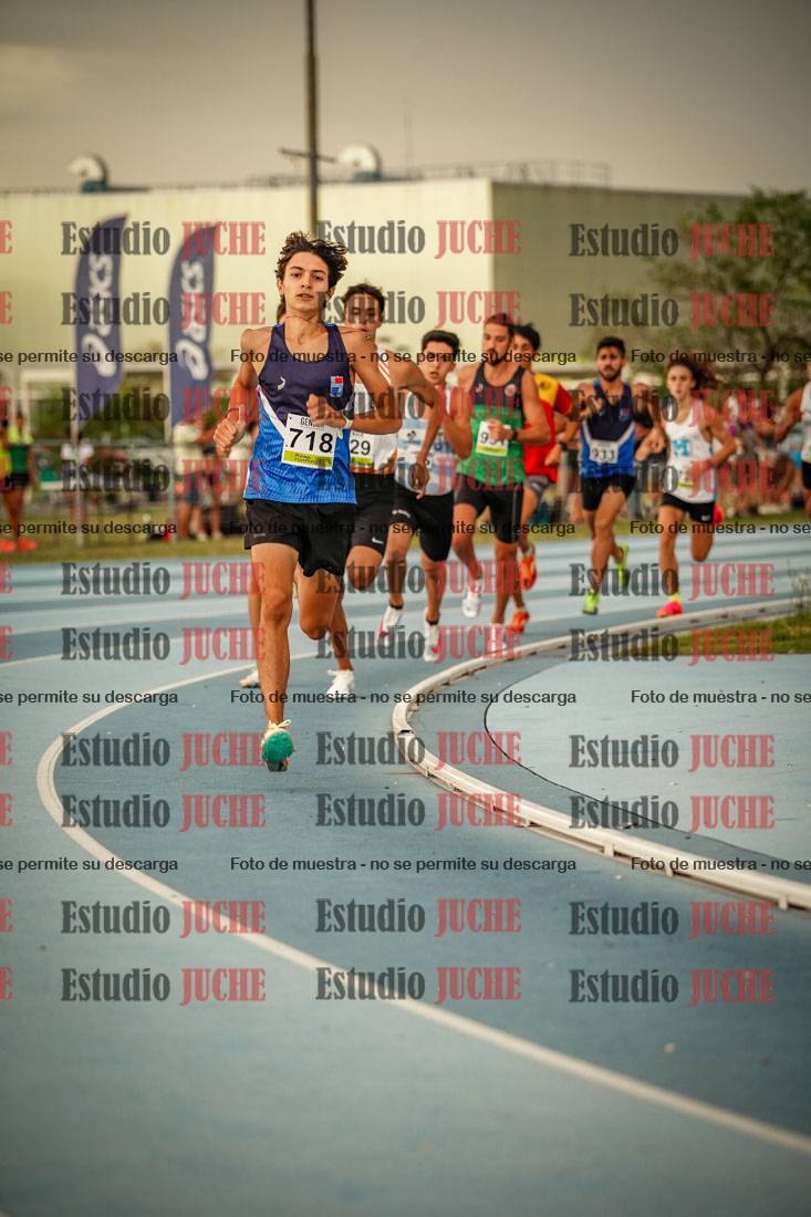 Fotos de los 1000 m llanos de varones