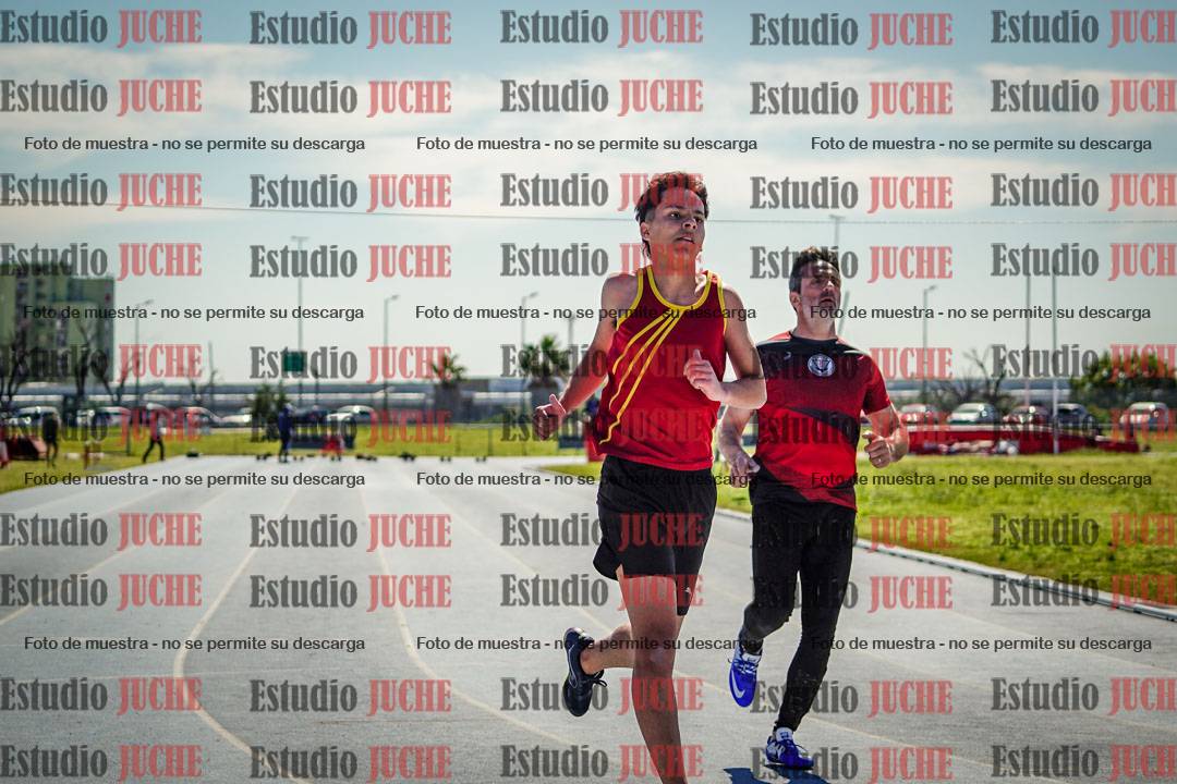Fotos de los 100 m llanos de varones