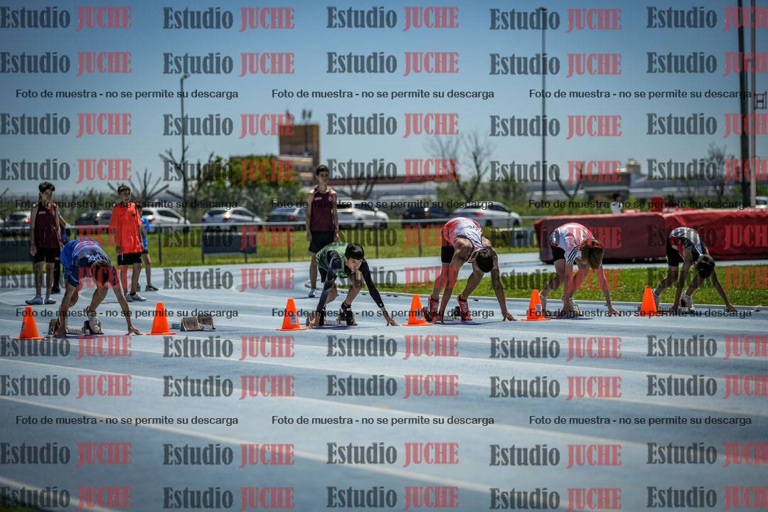 Fotos de los 80 m llanos de varones