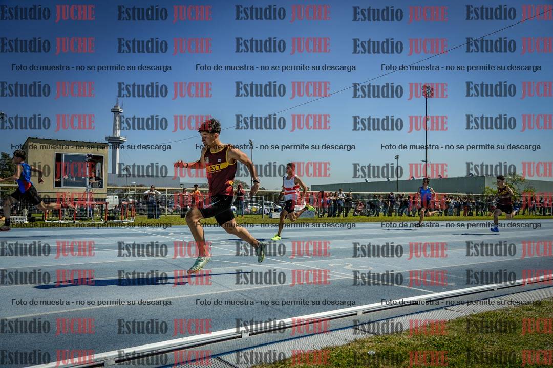 Fotos de los 100 m llanos de varones