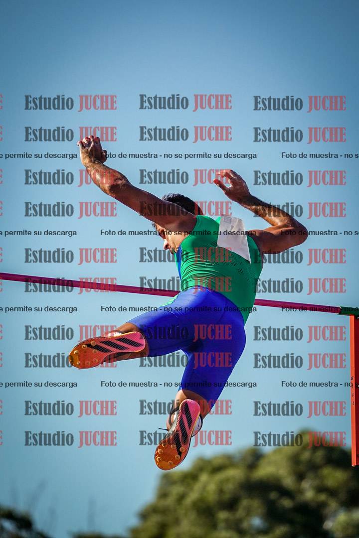 Fotos del salto con garrocha de varones - FINAL