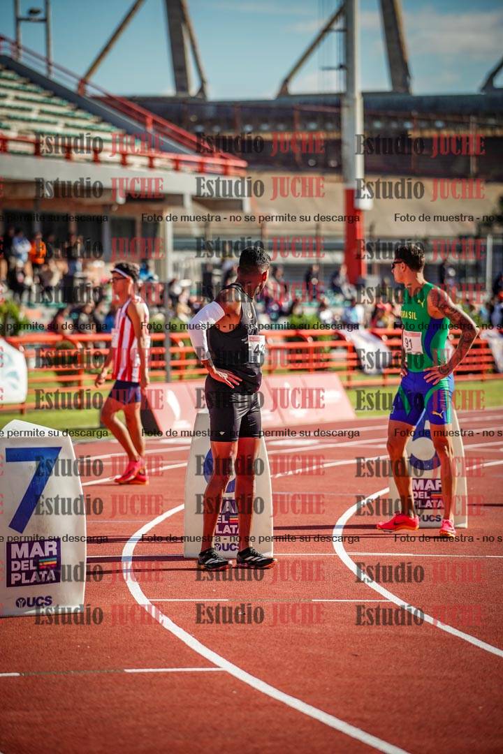 Fotos de los 800 m llanos de varones