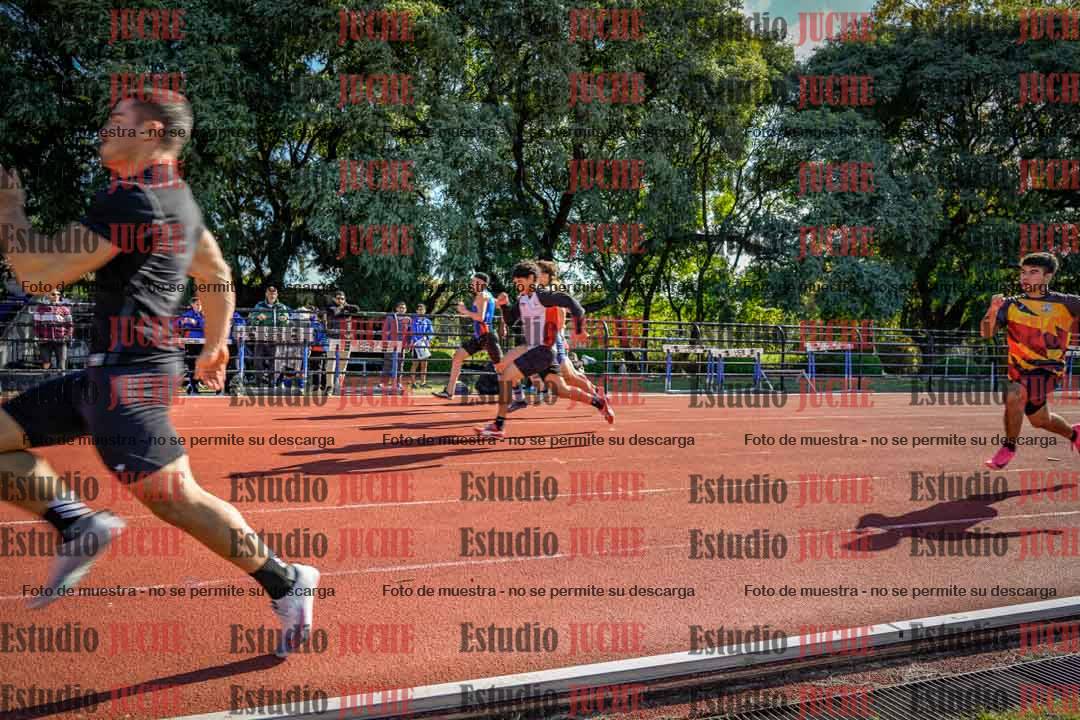 Fotos de los 100 m llanos de varones