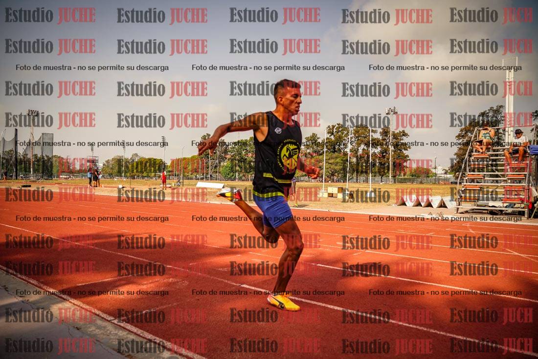 Fotos de los 400 m llanos de varones