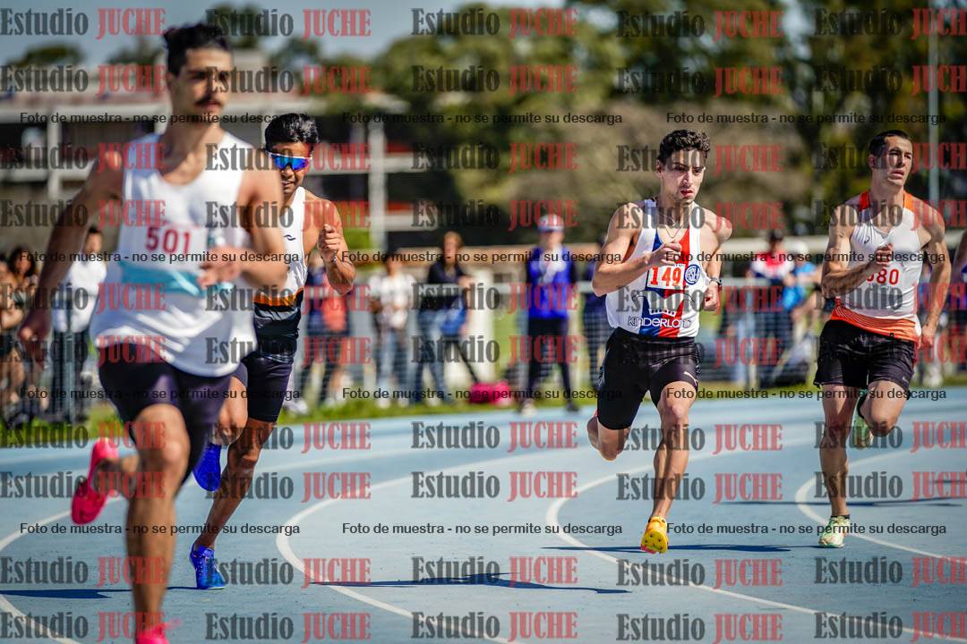 Fotos de los 800 m llanos de varones