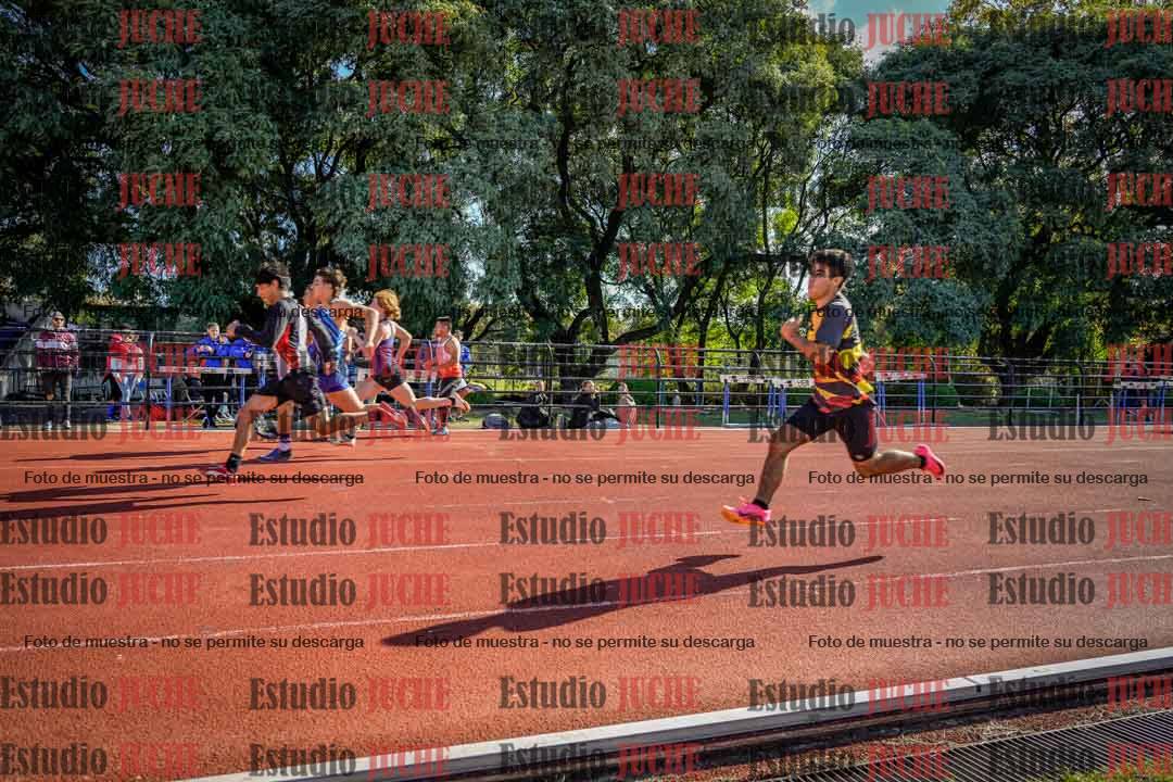 Fotos de los 100 m llanos de varones