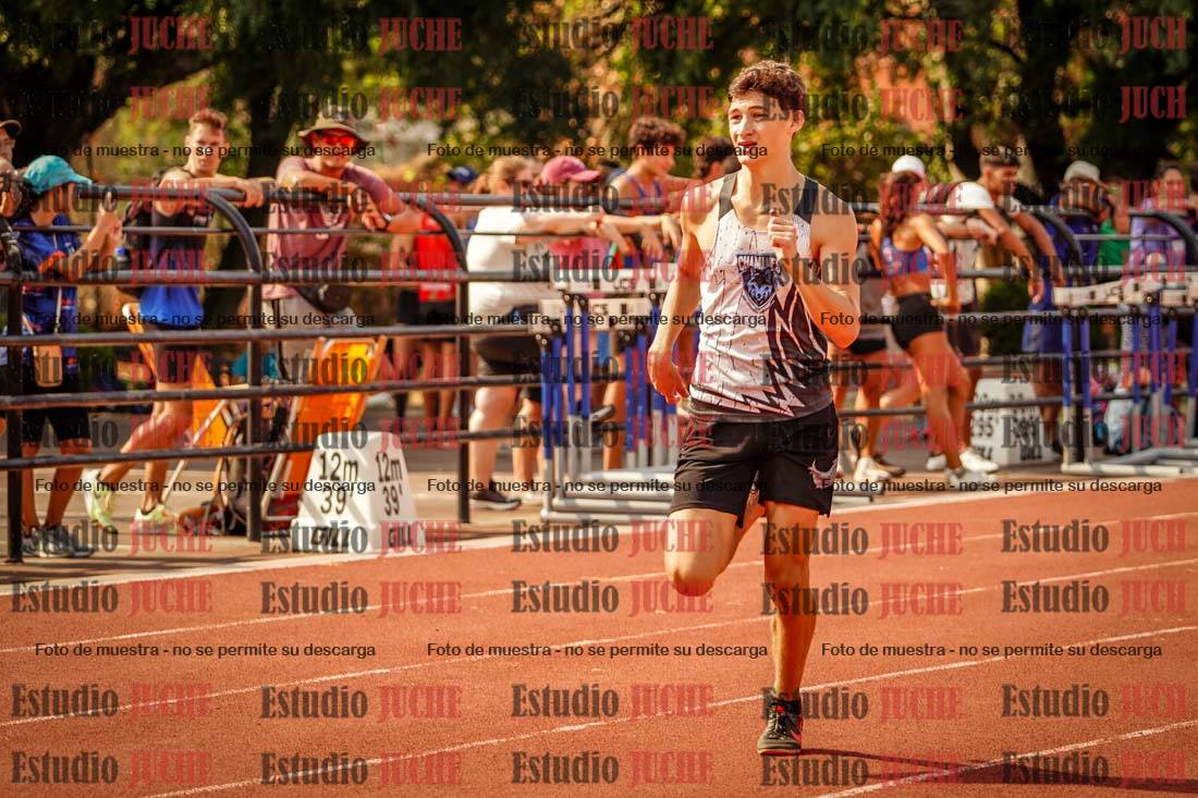 Fotos de los 400 m llanos de varones