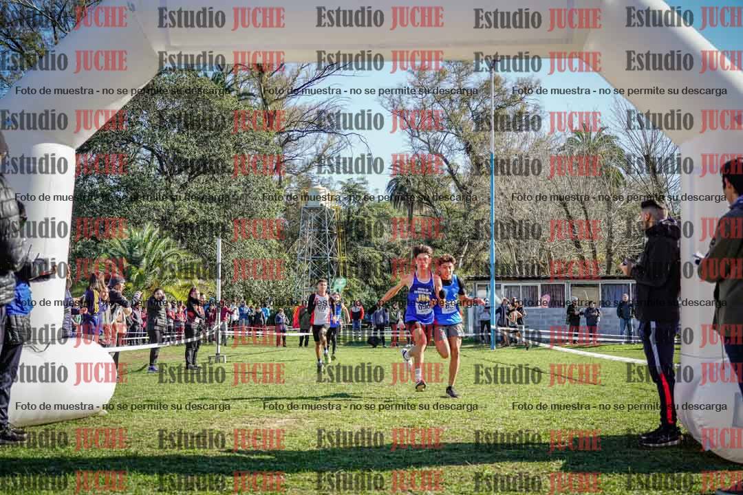 Fotos de la llegada del cross de 3000 m
